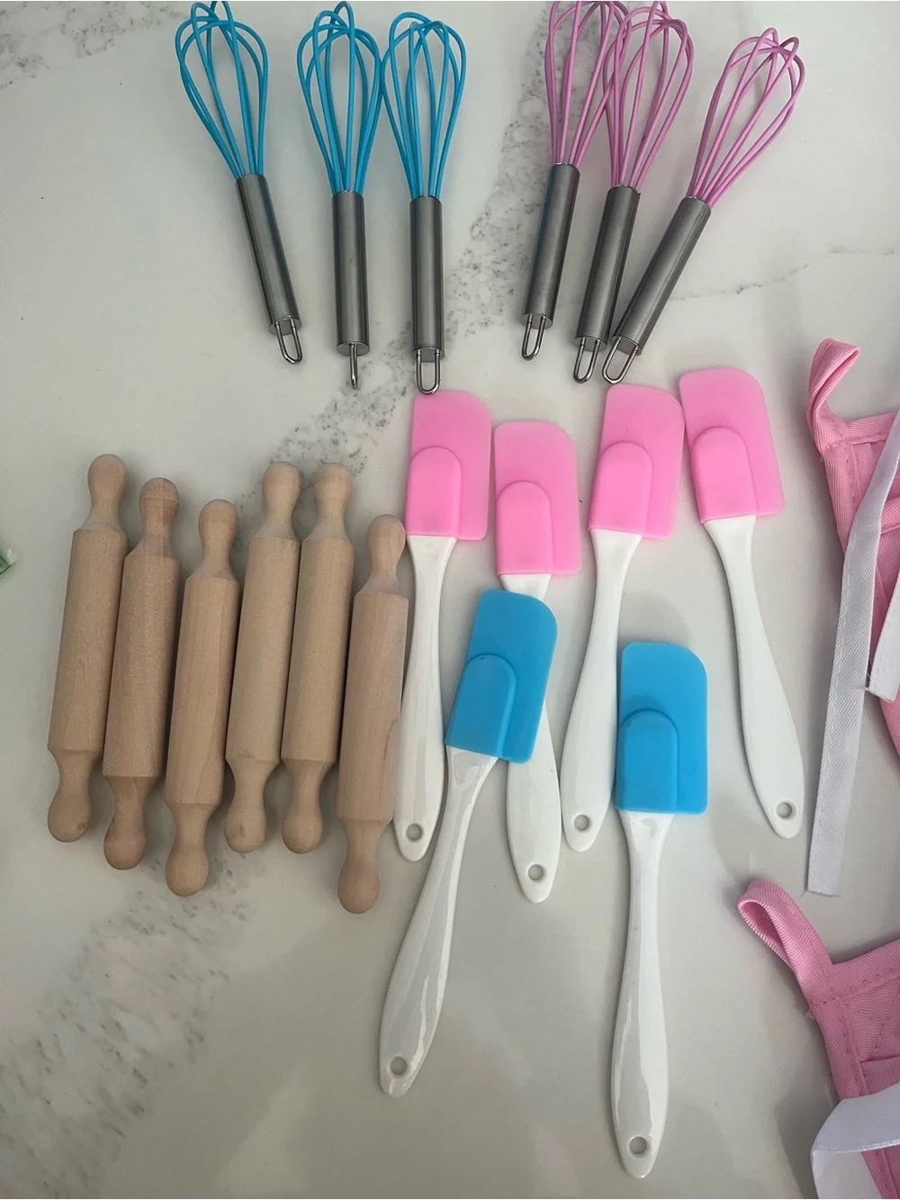 NWOT set of 6 baking/cooking tools for kids.  Fun items for a party!